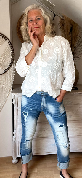 Bluette blouse met rozetten