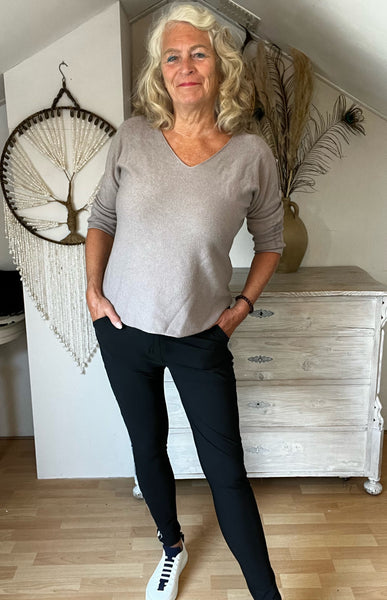 Basic wear broek met bies