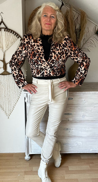 Fashion trends panter print blazer