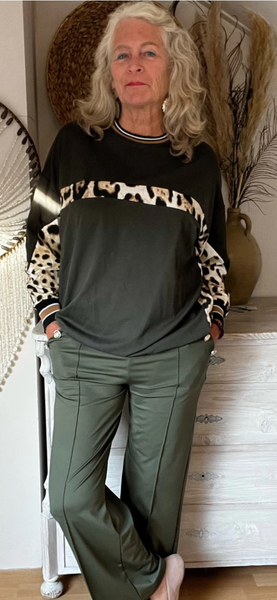 Xuna top groen / panter